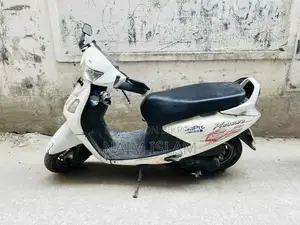 হিরো প্লেজার ২০১৩