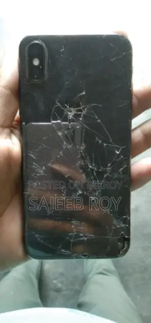 Apple iPhone X (Used)