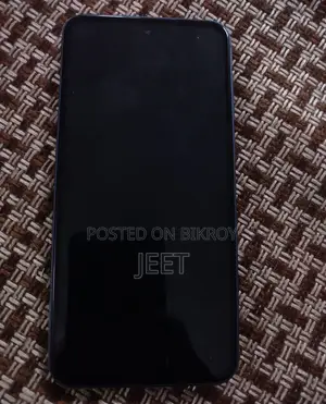 Samsung ৮/১২৮ (Used)