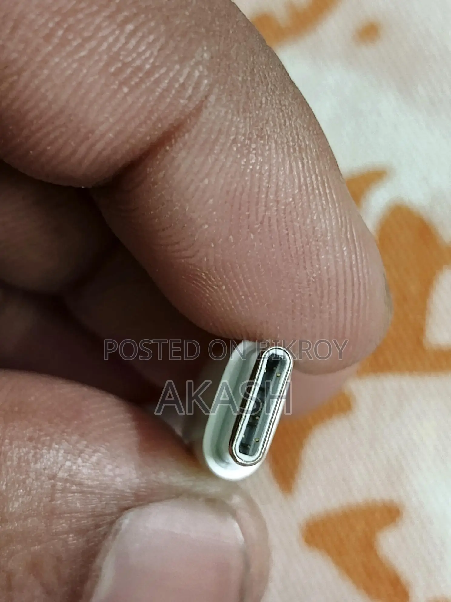 আইফোন ১৫ এর অরিজিনাল ক্যাবল