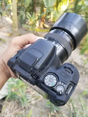 200d + 85mm, 18-55mm sell