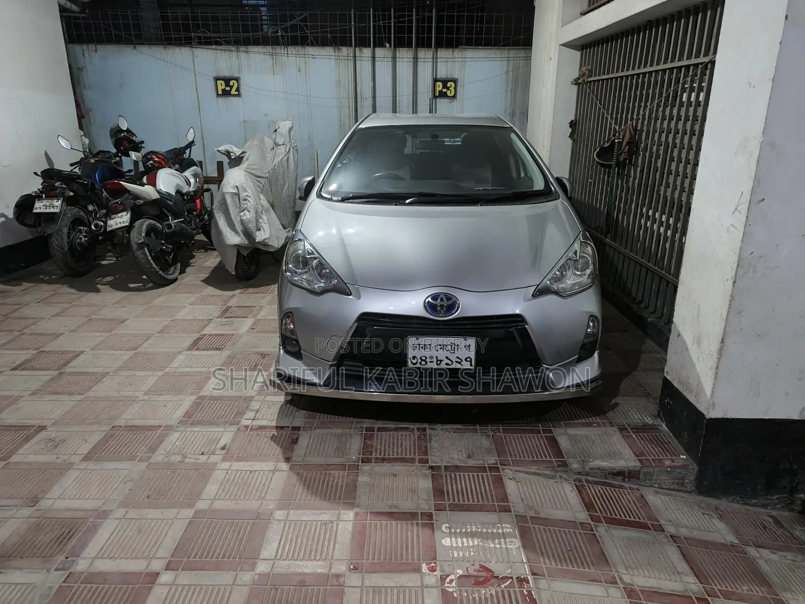 Toyota Aqua 2012