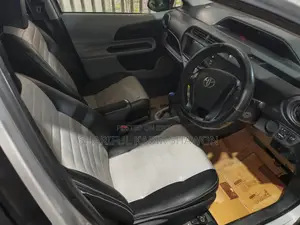 Toyota Aqua 2012