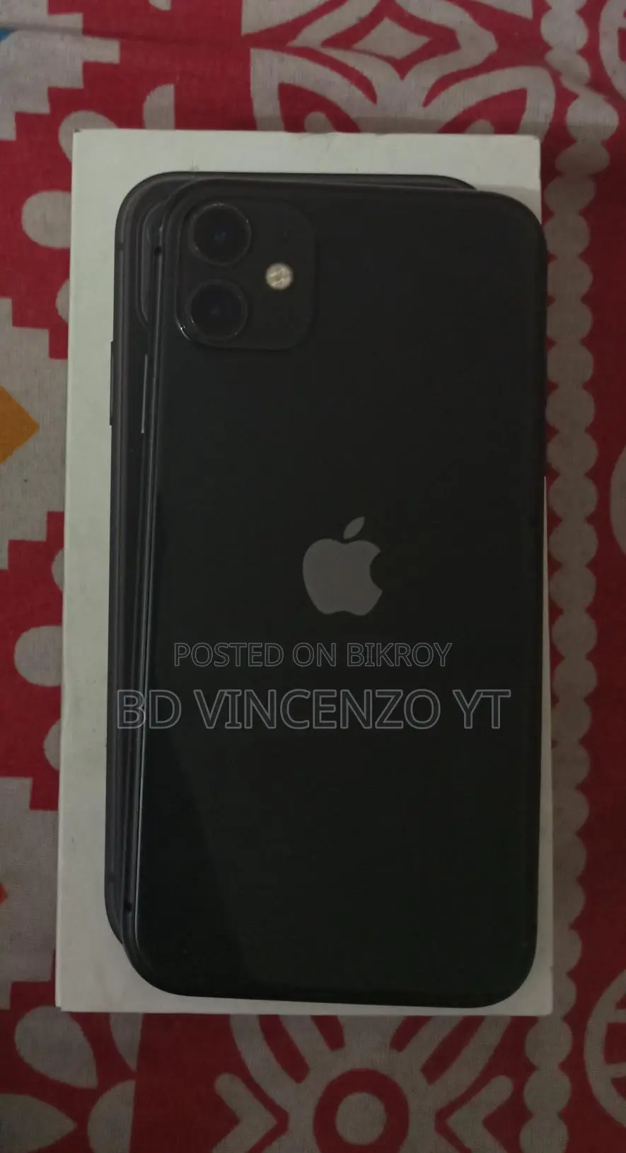 Apple iPhone 11 . (Used)