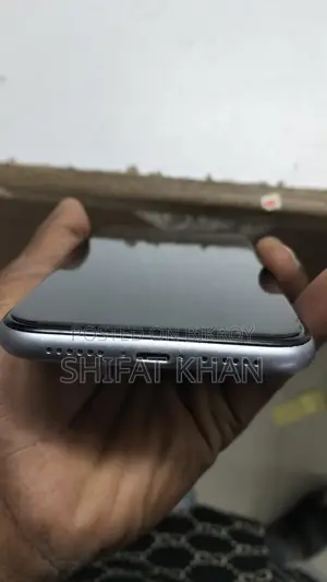 Apple iPhone 11 (Used)