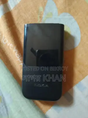 Nokia 2720 Flip . (Used)