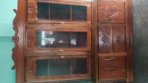 Showcases Sell