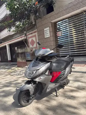 Yamaha Ray-Zr . 2022