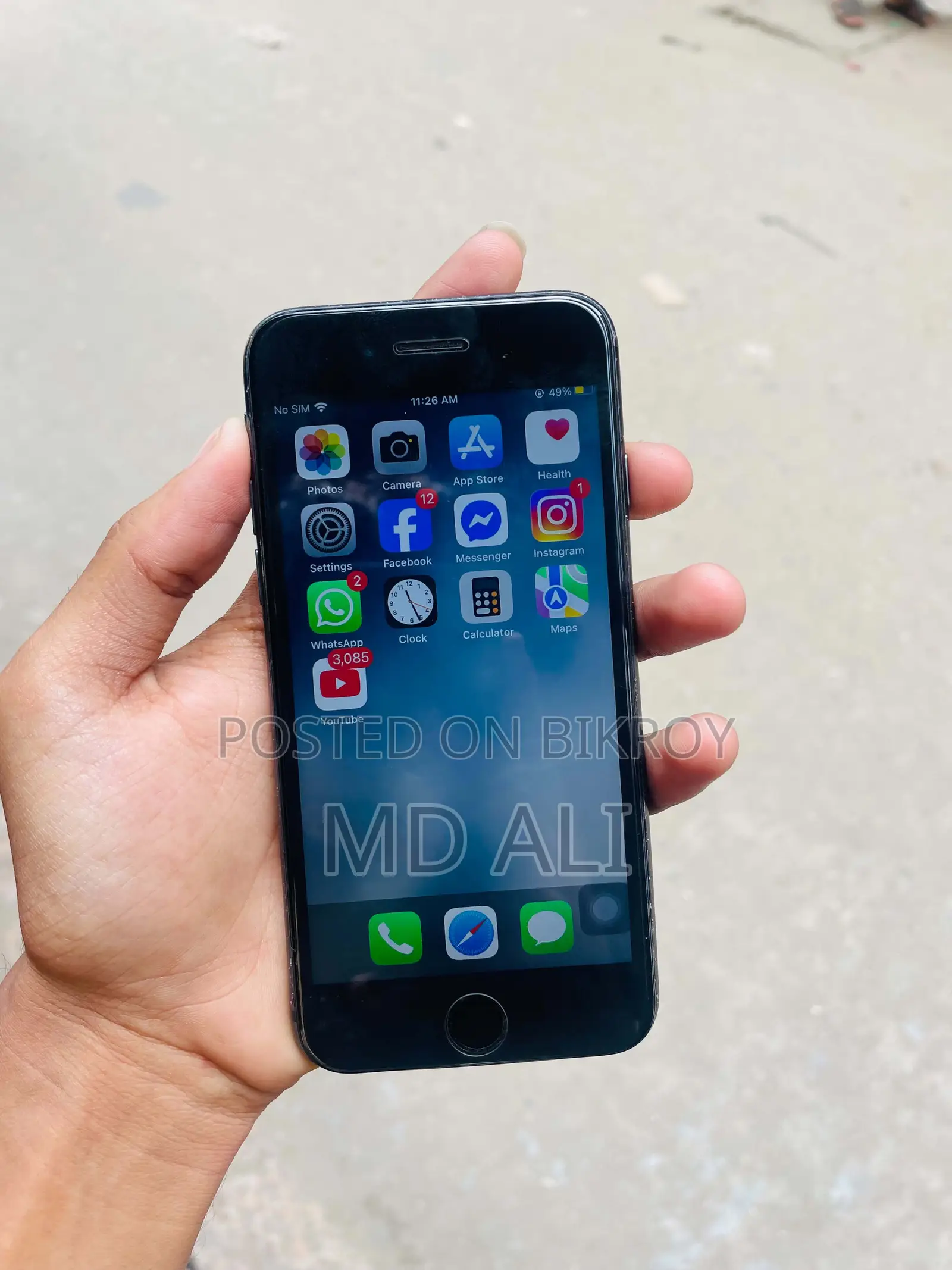 Apple iPhone 8 Singapore variant (Used)