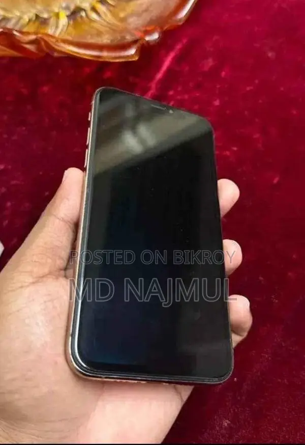 Apple iPhone XS Max (Used)