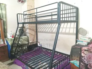 1. Sturdy Metal Bunk Bed