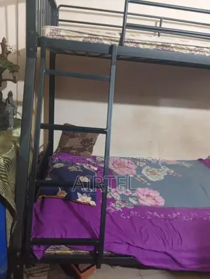 1. Sturdy Metal Bunk Bed