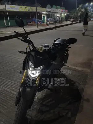 Honda Hornet . 2024