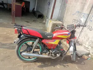 ওয়ালটন লিও ২০১৮