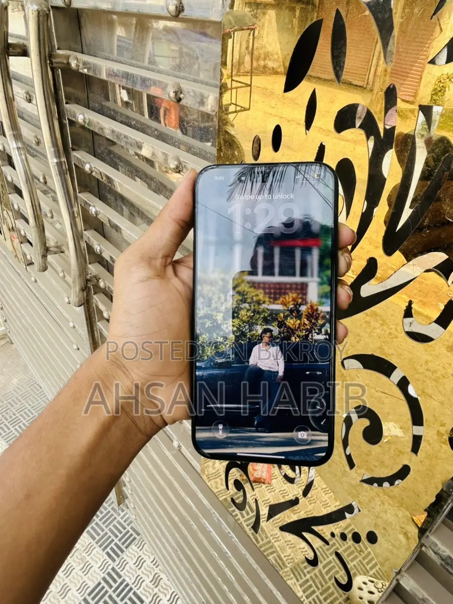 Apple iPhone 15 pro max (Used)