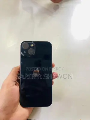 Apple iPhone 13 (Used)