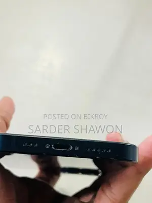 Apple iPhone 13 (Used)
