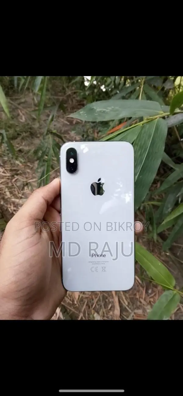 Apple iPhone XS . (Used)