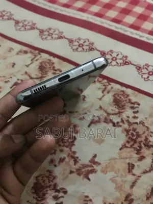 Samsung Galaxy S20 Ultra (Used)