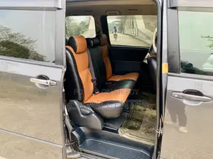 Toyota Noah Si Push Start 2011
