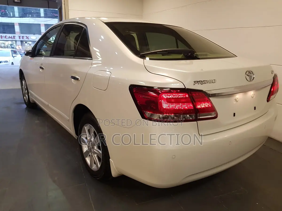 Toyota Premio F-EX 4.5 2021