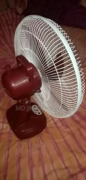 Media Rechargeable Fan 16", model Mcf-2916