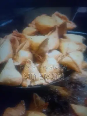 Looking for an expert in making Singara, Samosa, and all types of fried snacks