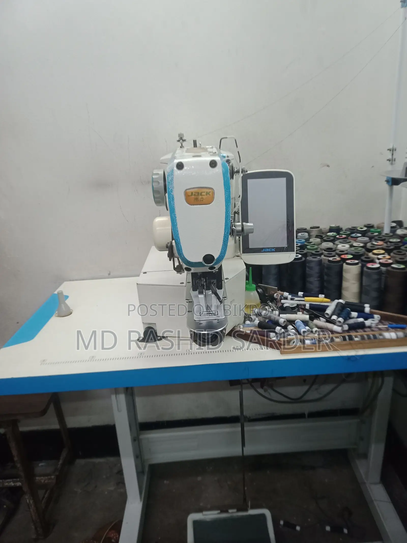 জ্যাক বাটটেক বোতাম মেশিন