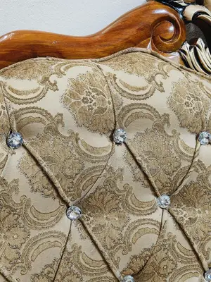 Luxury Victoria Sofa