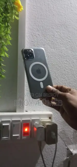 Apple iPhone 11 Pro . (Used)