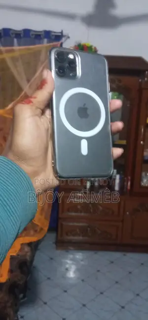 Apple iPhone 11 Pro . (Used)