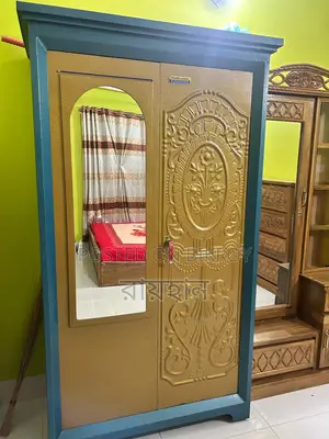 গিফট এর জন্য ফার্নিচার