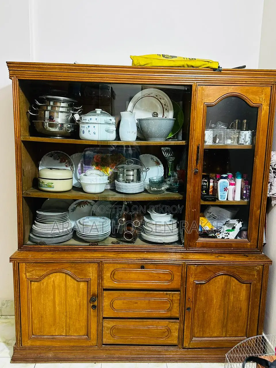 Showcases for Sale
