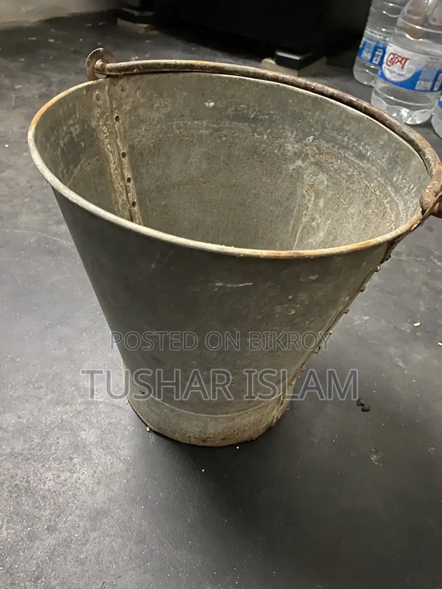 2 টা বালতি বিক্রি হবে