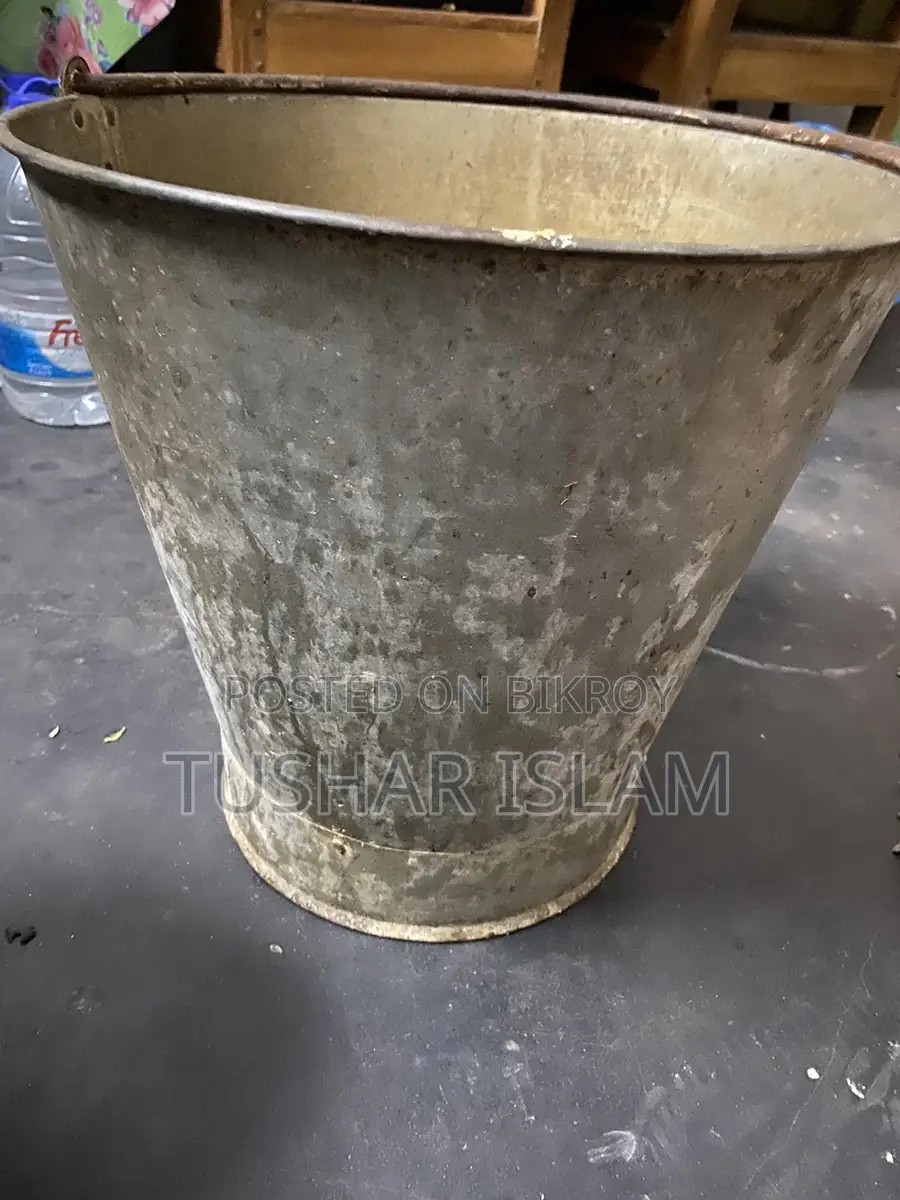 2 টা বালতি বিক্রি হবে