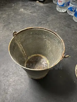 2 টা বালতি বিক্রি হবে