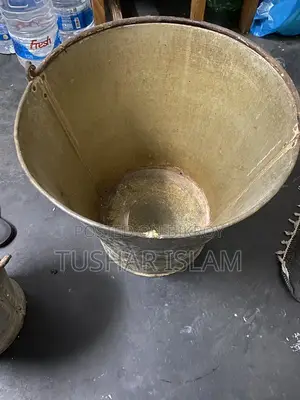 2 টা বালতি বিক্রি হবে