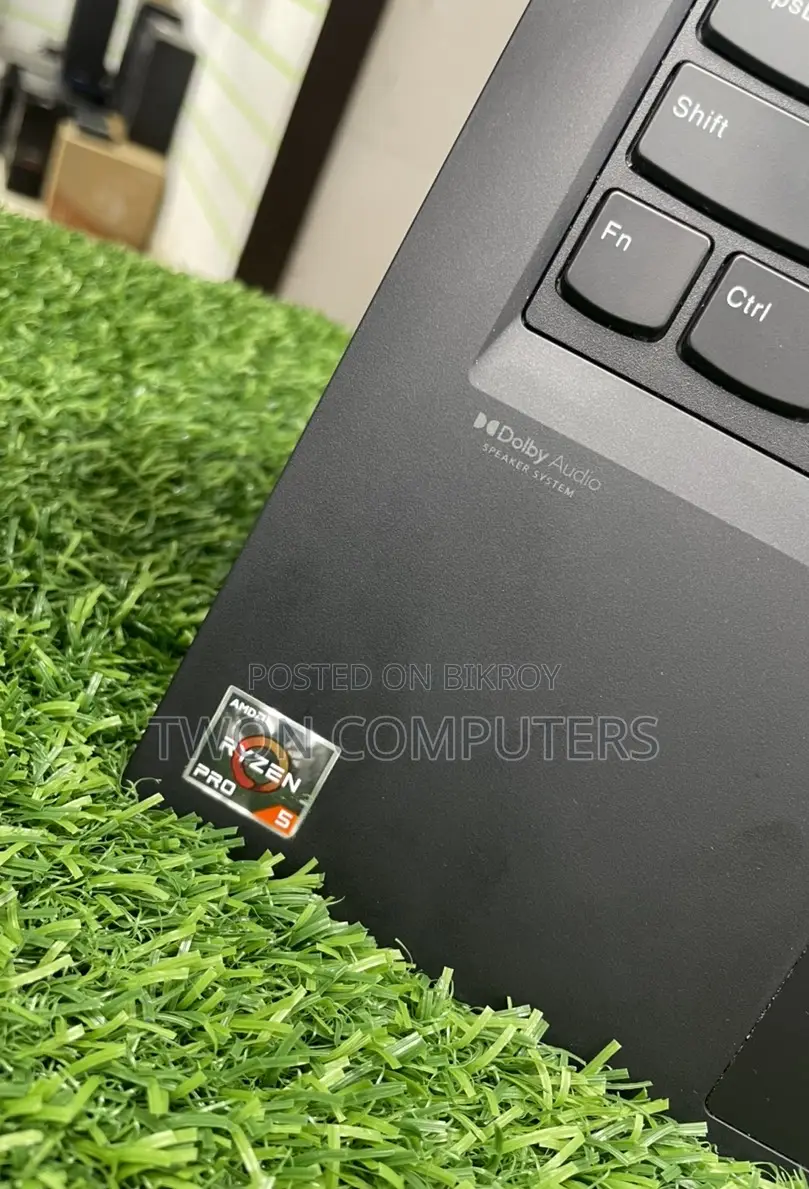 Lenovo Thinkpad T14s Gen 2 Ryzen 5 pro 5650U 16/256 GB Laptop