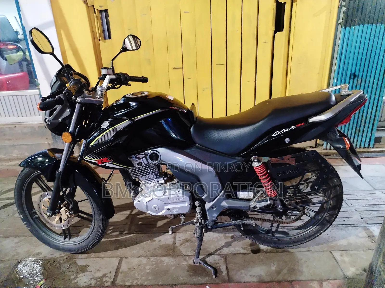 Suzuki GSX . 2022