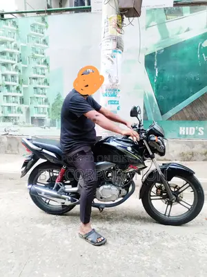 Suzuki GSX . 2022