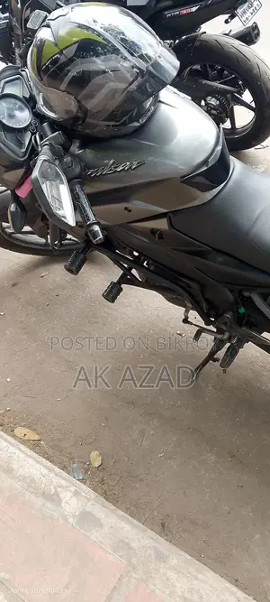 Bajaj Pulsar NS 160 2016