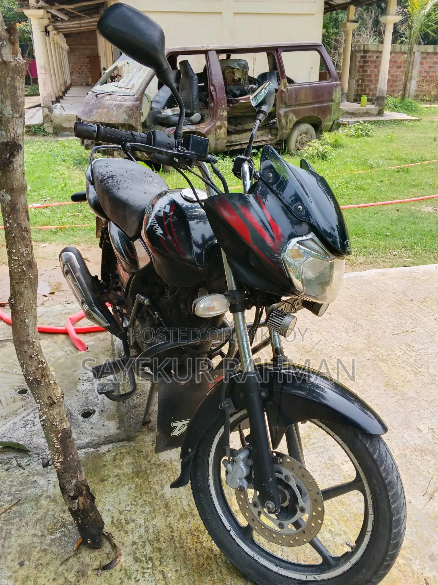 Bajaj Discover 2010