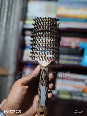 মেকআপ আইটেম