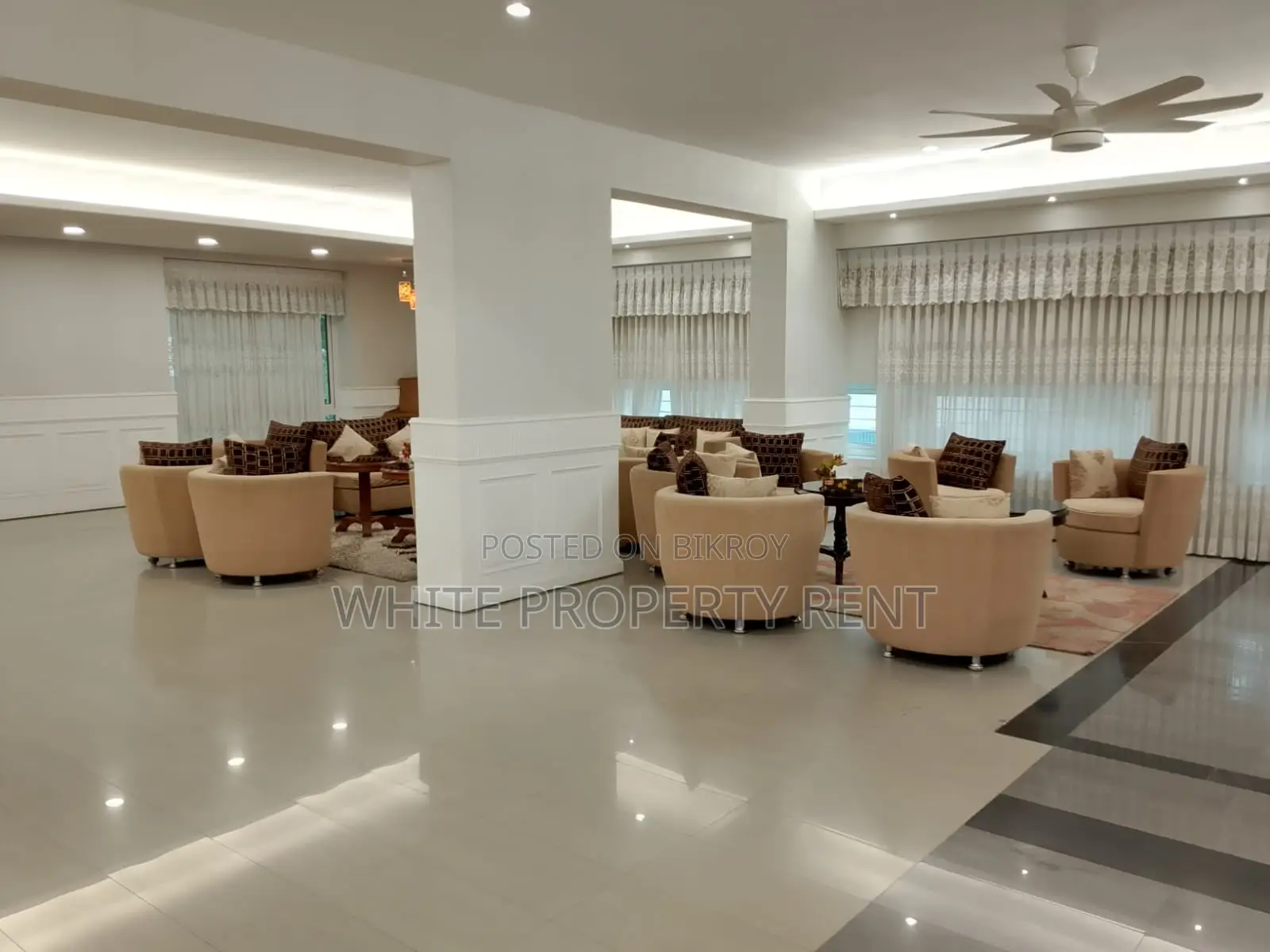 Super Luxurious Apartment for Rent by Bay Developer