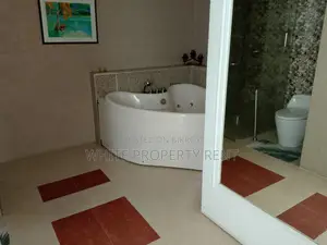 Super Luxurious Apartment for Rent by Bay Developer