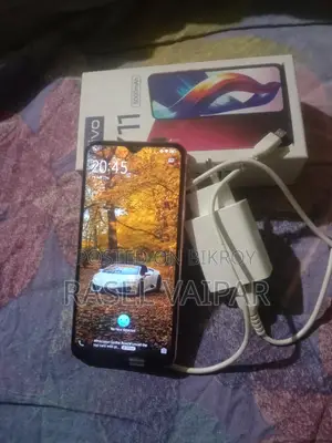 Vivo Y11 6/256 GB (Used)