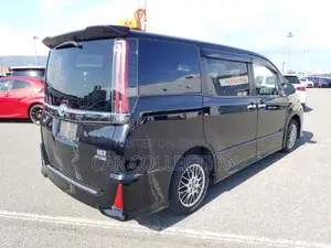 Toyota Noah Si wxb 2021