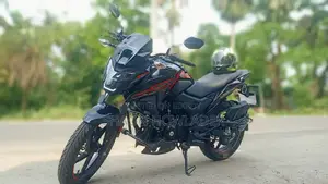 Honda X-Blade 160 ABS . 2026
