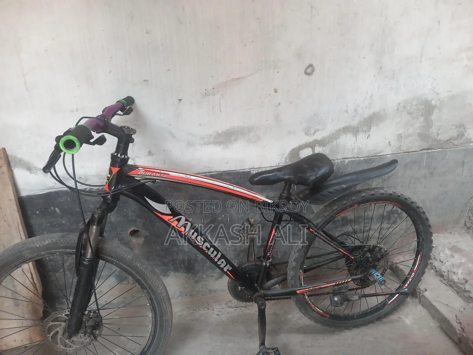 সাইকেলটি অনেক ভালো ভালো কন্ডিশনে আছি দাম আলোচনা সাপেক্ষে