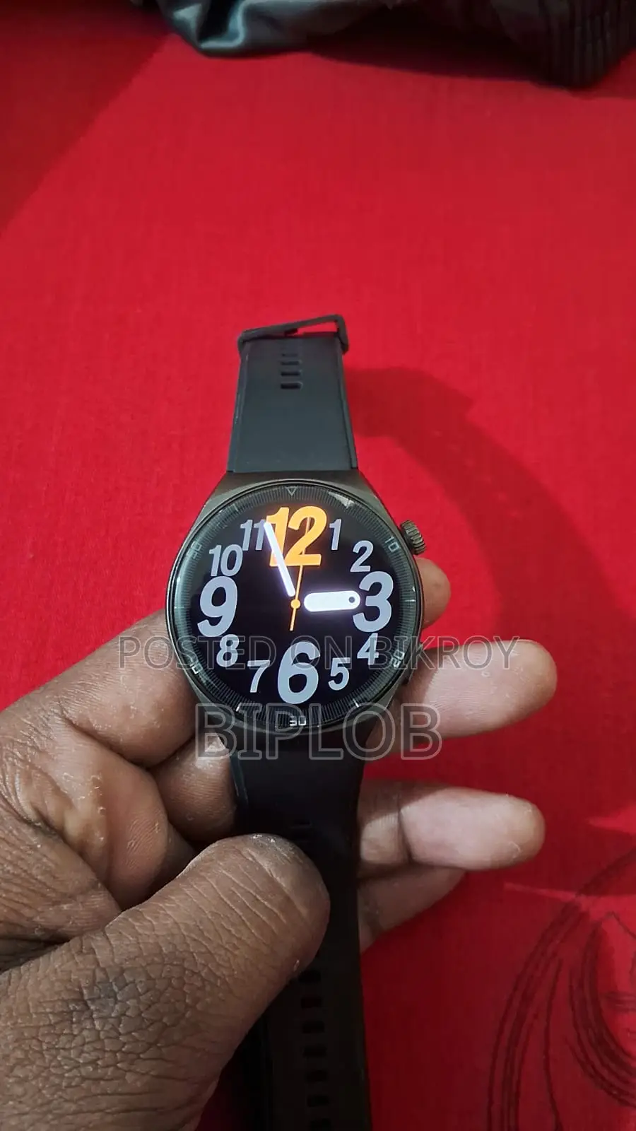 Smart Watch (like New) – 20 Days Used